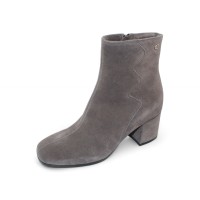 La Canadienne Women's Jina In Cement Waterproof Suede