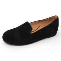 Lamour Des Pieds Women's Carlow In Black Kid Suede